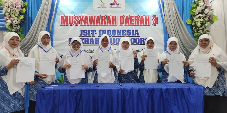 module:1facing:0; ?hw-remosaic: 0; ?touch: (0.38958335, 0.38958335); ?modeInfo: ; ?sceneMode: Night; ?cct_value: 0; ?AI_Scene: (13, -1); ?aec_lux: 0.0; ?hist255: 0.0; ?hist252~255: 0.0; ?hist0~15: 0.0; ?module:1facing:0; 
hw-remosaic: 0; 
touch: (0.38958335, 0.38958335); 
modeInfo: ; 
sceneMode: Night; 
cct_value: 0; 
AI_Scene: (13, -1); 
aec_lux: 0.0; 
hist255: 0.0; 
hist252~255: 0.0; 
hist0~15: 0.0;